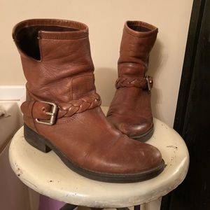 Steve Madden slouchy boot